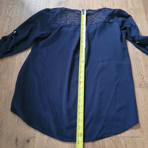 Sm NWOT Blue Geo-Lace Zip-Front Hi-Low Top - Picture 5 of 5